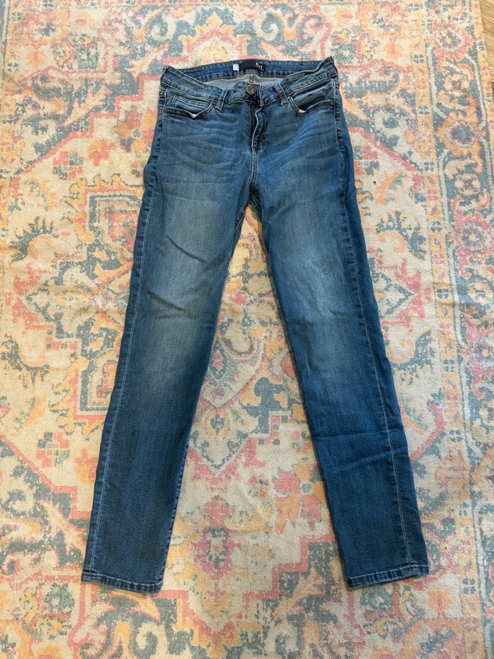 Kut from the Kloth Medium Blue Straight Leg Jeans